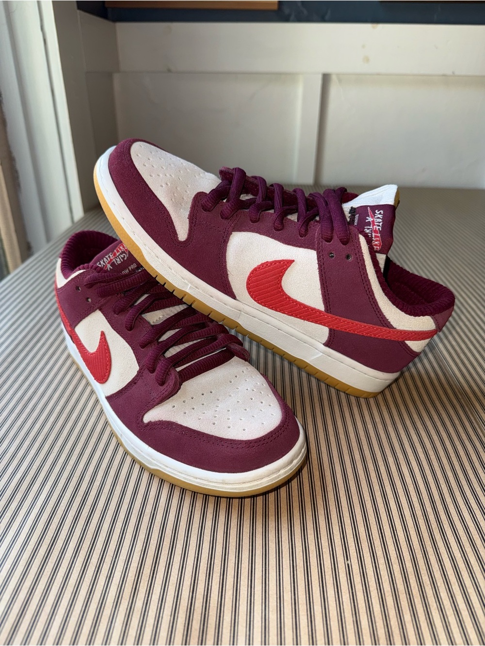 Skate Like A Girl - x Nike Dunk SB Low White - Picture 2 of 7
